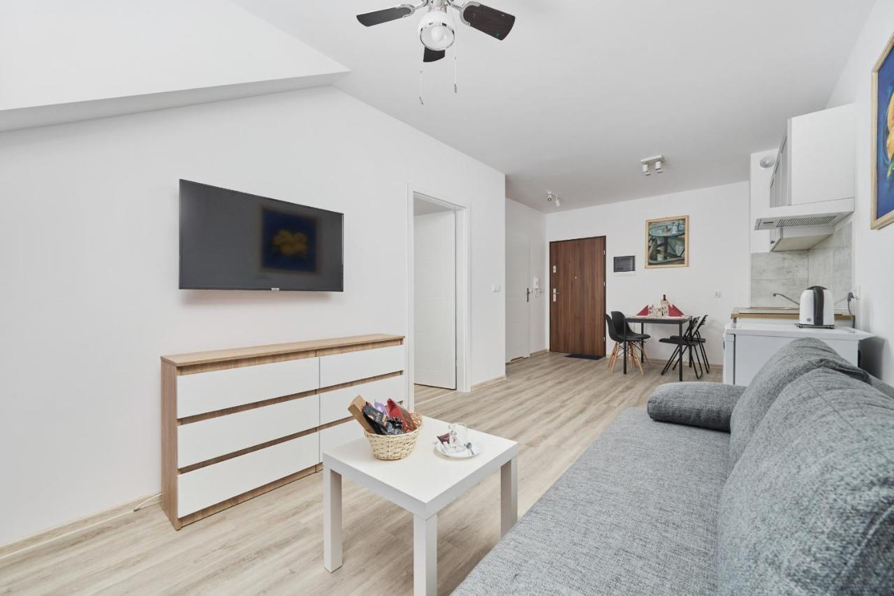 Drabika Apartment Balcony & Private Parking Wroclaw By Noclegi Renters Exterior photo